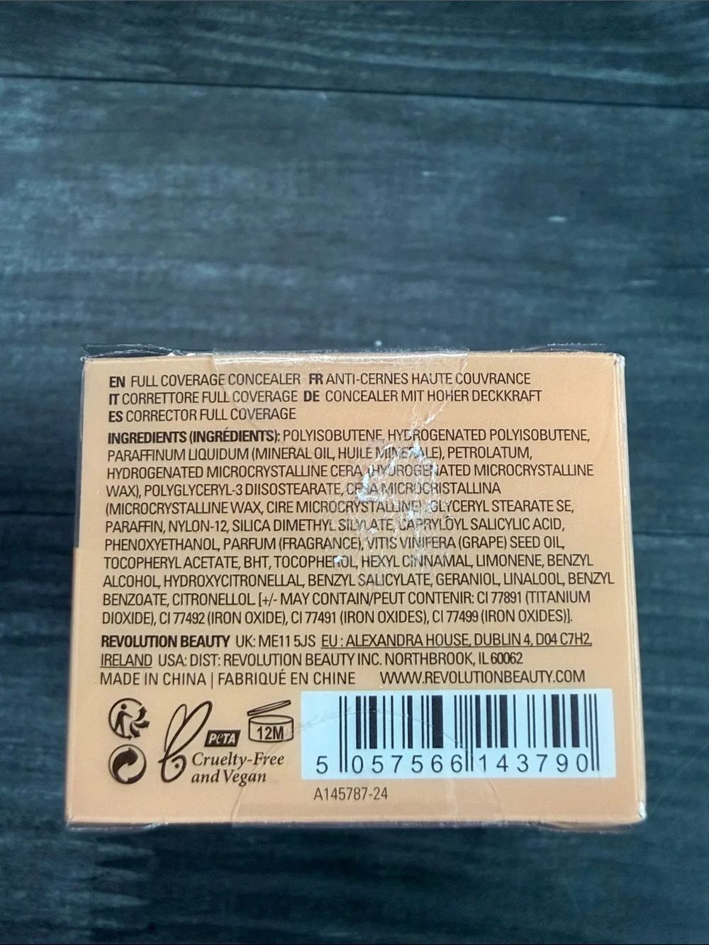 Revolution Ultimate Coverage Concealer - Tan